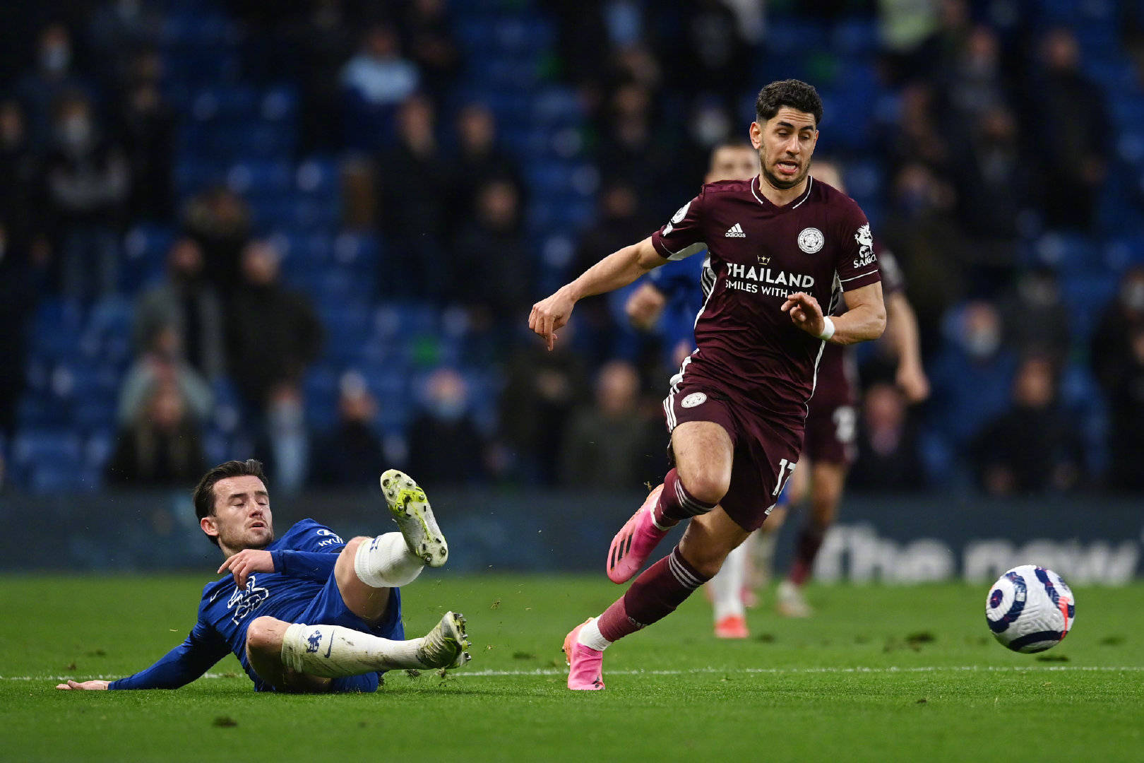 合攻入首球 合攻入首球